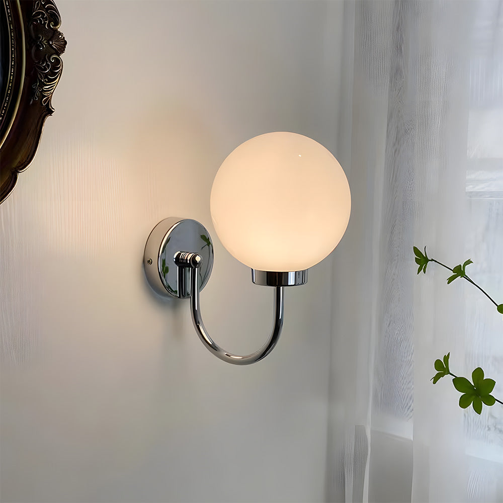 Stijlvolle Wandlamp met Glazen Bol en Metalen Armatuur – Ideaal voor Slaapkamer en Woonkamer 9