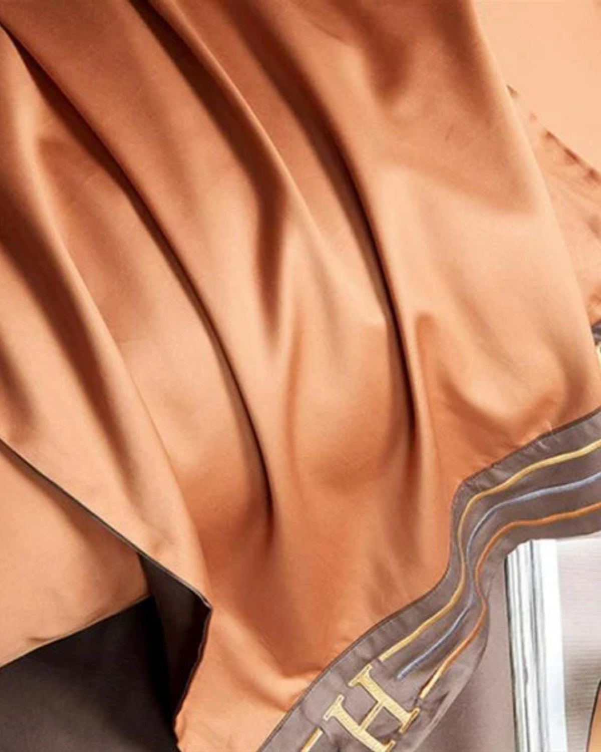 4-delige Katoen Satijn Beddengoedset met 300TC en Elegante Borduursels – Luxe en Ademend voor Ultiem Comfort 3