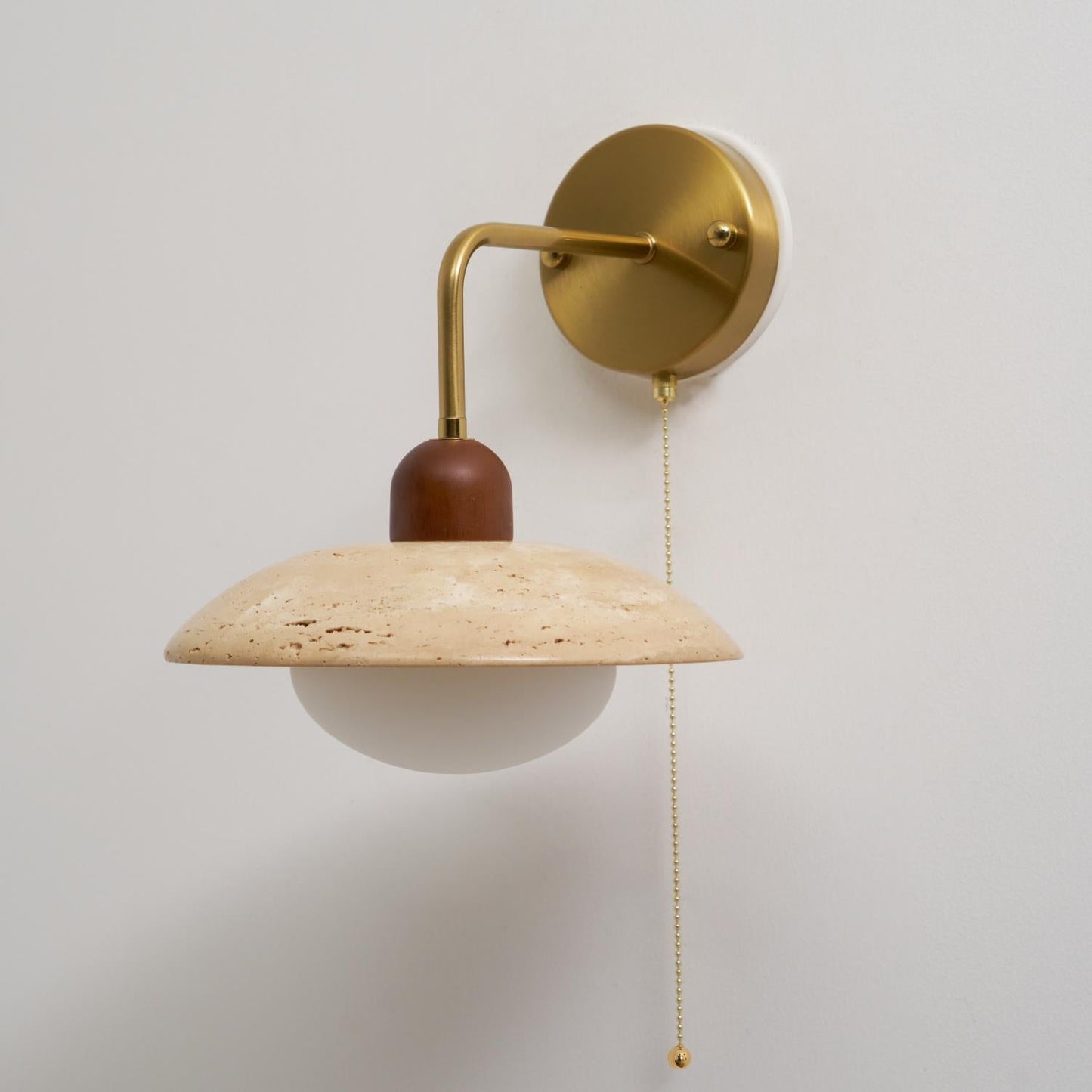 Cerozia Wandlamp van Geel Travertin met Glazen Diffuser – Elegante Muurlamp voor Binnen, Modern en Tijdloos Design 3