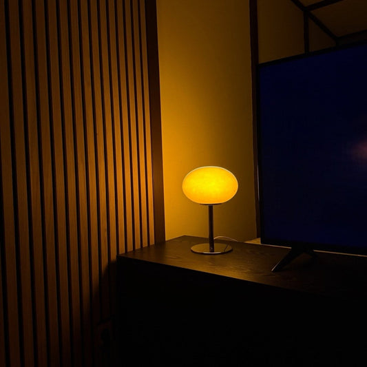 Kogellamp met Tijdloos Design en Sfeervolle Verlichting voor Woonkamer, Eetkamer en Slaapkamer 0