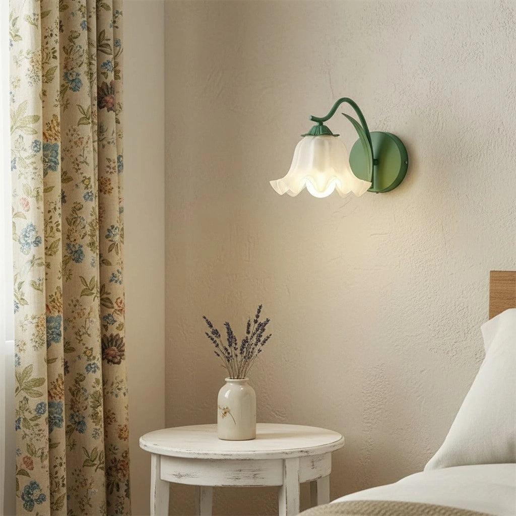 Landelijke Wandlamp met Acrylbloemen en Gouden Accenten – Sfeervolle Wandverlichting voor Binnen 5